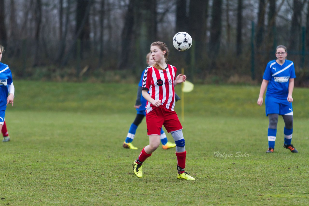 Bild 121 - C-Juniorinnen FSG-BraWie 08 - TuS Tensfeld : Ergebnis: 0:8